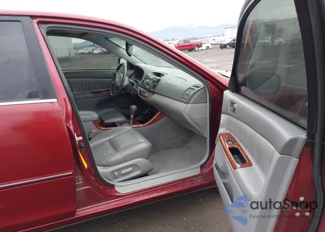 2003 Toyota Camry Le V6/Se V6/Xle V6 z USA, uszkodzony, nr VIN JTDBF30K630109304